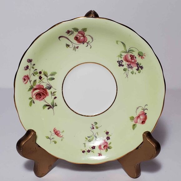 Victoria C&E Teacup and Saucer Pink Flowers Vintage - Picture 8 of 10